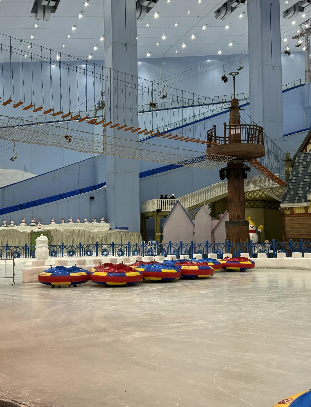 Where is the Guangzhou Ski Resort (where is the Guangzhou Ski Resort and how much is the price)